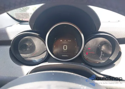 2016 Fiat 500X Trekking Plus z USA, uszkodzony, nr VIN ZFBCFXET1GP385192